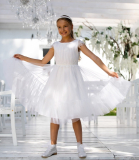 dievčenské šaty s rozšíreným volánom na 1. sv. prijímanie biele