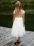 dievčenské šaty s tylovým zadným dielom na 1. sv. prijímanie ecru