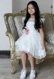dievčenské elegantné šaty s veľkým kvetom ecru
