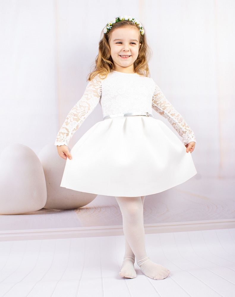 dievčenské sviatočné šaty s krajkou biele