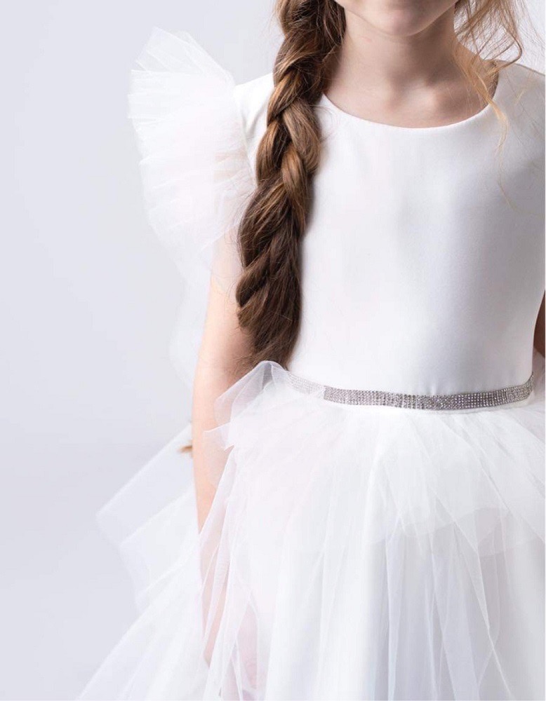 dievčenské šaty s tylovými volánmi biele