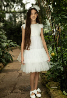 dievčenské šaty s tylom na 1. sv. prijímanie ecru