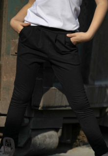 dievčenské bavlnené nohavice s vreckami čierne
